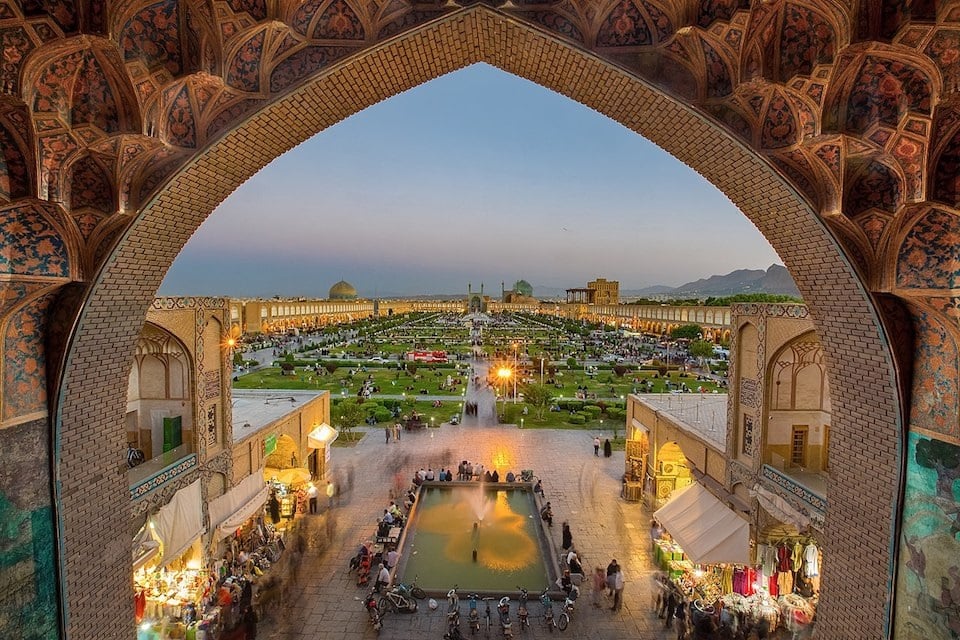 meidan-e-naghshe-jahan-isfahan